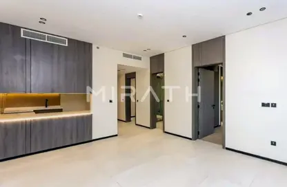 Apartment - 1 Bedroom - 2 Bathrooms for rent in Emerald Vision Tower - Jumeirah Village Triangle - Dubai Apartment - 1 Bedroom - 2 Bathrooms for rent in Emerald Vision Tower - Jumeirah Village Triangle - Dubai