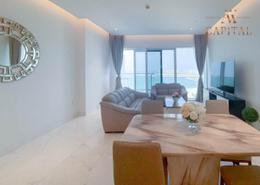 صورةغرفة المعيشة / غرفة الطعام لـ: شقة - 2 غرف نوم - 3 حمامات للكراء في ون جي بي ار - مساكن شاطئ الجميرا - دبي, صورة 1