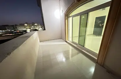 Balcony image for: Apartment - 1 Bathroom for rent in Khalifa City A - Khalifa City - Abu Dhabi, Image 1