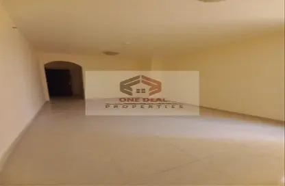 Empty Room image for: Apartment - 1 Bedroom - 1 Bathroom for rent in Al Mutarad - Al Ain, Image 1