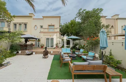 فيلا - 4 غرف نوم - 3 حمامات للبيع في الينابيع 11 - الينابيع - دبي