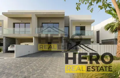 Villa - 4 Bedrooms - 5 Bathrooms for sale in Redwoods - Yas Acres - Yas Island - Abu Dhabi