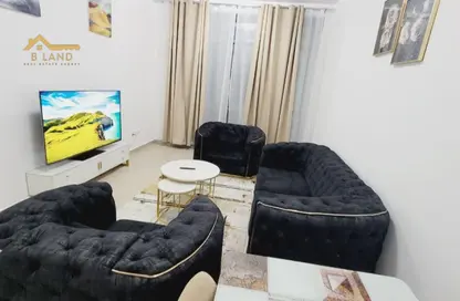 Apartment - 1 Bedroom - 2 Bathrooms for rent in Corniche Tower - Ajman Corniche Road - Ajman