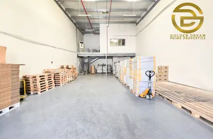 مستودع - استوديو - 1 حمام للايجار في أم الرمول - دبي