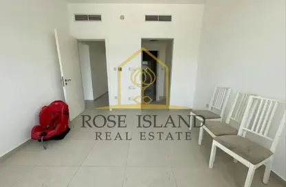 شقة - 2 غرف نوم - 3 حمامات للبيع في قرية الخليج - الغدير - أبوظبي شقة - 2 غرف نوم - 3 حمامات للبيع في قرية الخليج - الغدير - أبوظبي