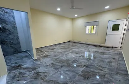 Apartment - Studio - 1 Bathroom for rent in Shakhbout City - Abu Dhabi