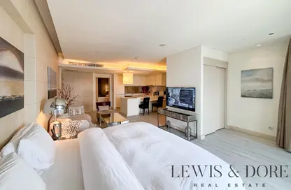 Apartment - Studio - 1 Bathroom for rent in The Dubai Mall Residences - Downtown Dubai - Dubai