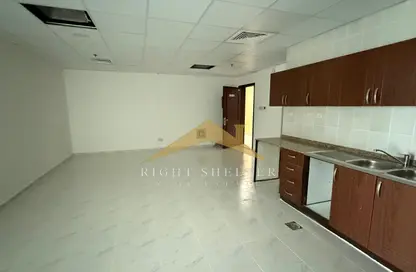 شقة - غرفة نوم - 1 حمام للايجار في راك تاور - السير - رأس الخيمة