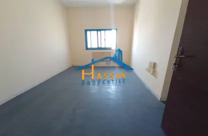 Apartment - 1 Bedroom - 1 Bathroom for rent in Al Dhahri Building - Al Shuwaiheen - Sharjah