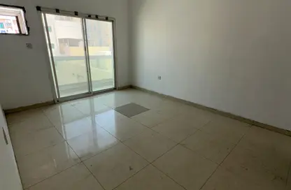 Apartment - 3 Bedrooms - 3 Bathrooms for rent in Al Rashidiya Towers - Al Rashidiya - Ajman Downtown - Ajman