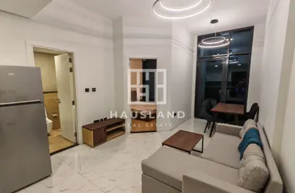 Apartment - 1 Bedroom - 1 Bathroom for sale in The Gate - Masdar City - Abu Dhabi