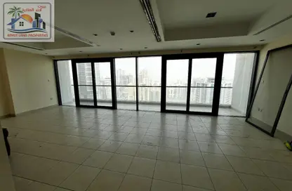 Apartment - 3 Bedrooms - 4 Bathrooms for rent in Al Khan Lagoon - Al Khan - Sharjah