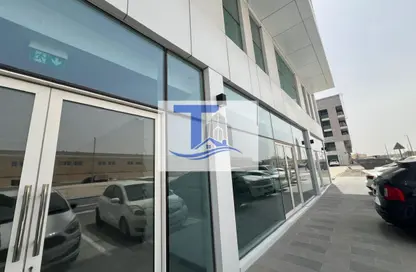 Shop - Studio for rent in Baniyas East - Baniyas - Abu Dhabi