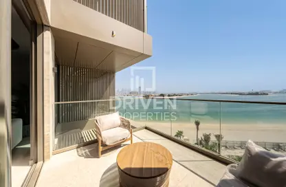 Apartment - 3 Bedrooms - 5 Bathrooms for sale in Ellington Beach House - Palm Jumeirah - Dubai