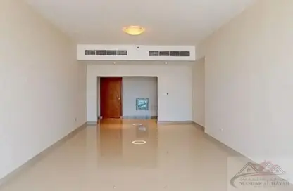 شقة - 4 غرف نوم - 5 حمامات للايجار في آرت تاور - النهدة - الشارقة شقة - 4 غرف نوم - 5 حمامات للايجار في آرت تاور - النهدة - الشارقة