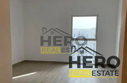 Apartment - 2 Bedrooms - 2 Bathrooms for sale in Waters Edge - Yas Island - Abu Dhabi