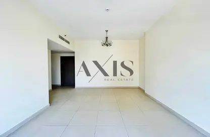 شقة - 2 غرف نوم - 3 حمامات للايجار في قرية الجميرا سركل - دبي