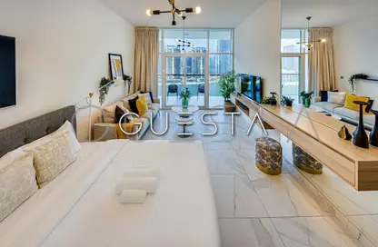 Apartment - Studio - 1 Bathroom for rent in Millennium Binghatti Residences - Business Bay - Dubai