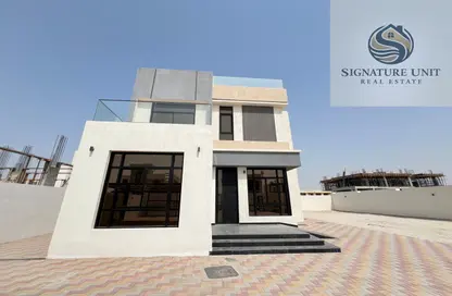 Villa - 4 Bedrooms - 5 Bathrooms for rent in Wadi Alshabak - Dubai