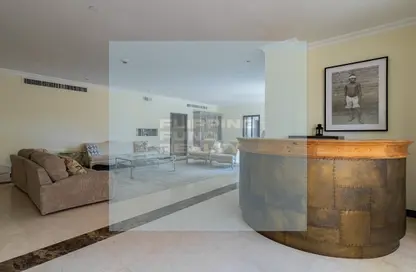 Apartment - 4 Bedrooms - 6 Bathrooms for sale in Rimal 1 - Rimal - Jumeirah Beach Residence - Dubai