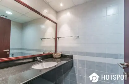 Bathroom image for: Apartment - 2 Bedrooms - 3 Bathrooms for rent in Emirates Crown - Dubai Marina - Dubai, Image 1
