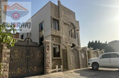 فيلا - استوديو - 6 حمامات للبيع في 3  الروضة - الروضة - عجمان