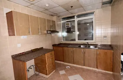 Apartment - 2 Bedrooms - 2 Bathrooms for rent in Al Khan - Sharjah