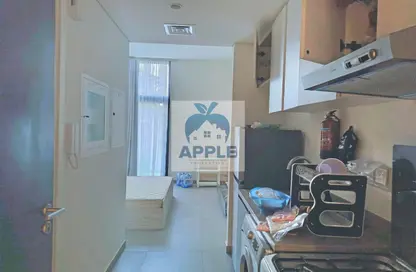 شقة - 1 حمام للايجار في ذا لينك - إيست فييليدج - الجادة - الشارقة