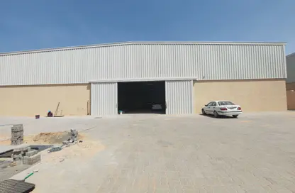 Factory - Studio - 3 Bathrooms for rent in Al Sajaa Industrial - Al Sajaa - Sharjah