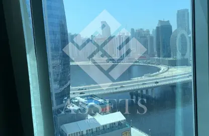 شقة - غرفة نوم - 2 حمامات للبيع في وندسور مانور - الخليج التجاري - دبي