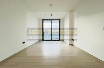 Empty Room image for: Apartment - 2 Bedrooms - 2 Bathrooms for rent in Binghatti Crest - Jumeirah Village Circle - Dubai, Image 1