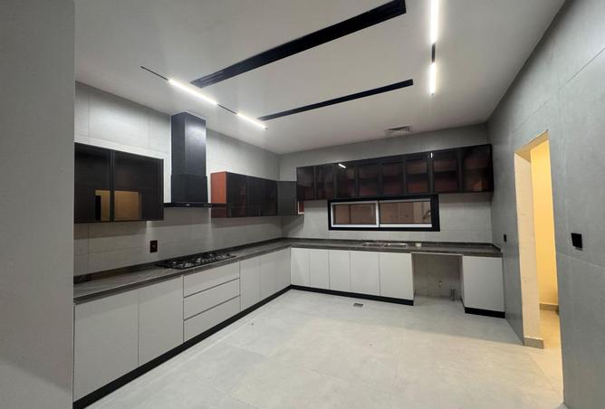 15894785 - صورة العقار 3