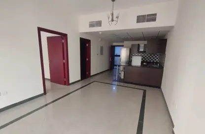 Apartment - 1 Bedroom - 2 Bathrooms for rent in Al Shahed Tower - Barsha Heights (Tecom) - Dubai