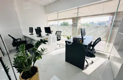 مكتب - استوديو - 1 حمام للايجار في ريم ريزدنسي - الكرامة - دبي