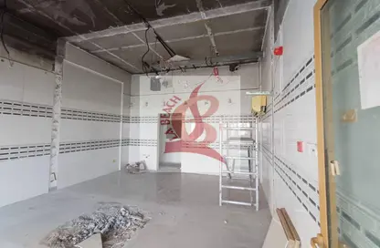 متجر - استوديو - 1 حمام للايجار في T01 - طراز أسباني - المدينة الدولية - دبي