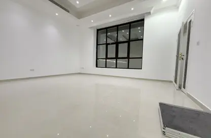 Apartment - 1 Bedroom - 2 Bathrooms for rent in Zayed City (Khalifa City C) - Khalifa City - Abu Dhabi