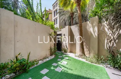 Apartment - 1 Bedroom - 2 Bathrooms for sale in Yansoon 6 - Yansoon - Old Town - Dubai