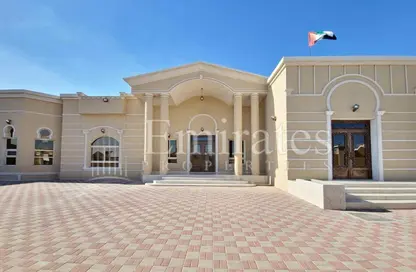 Villa - 3 Bedrooms - 4 Bathrooms for rent in Al Warqa'a 4 - Al Warqa'a - Dubai