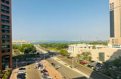Apartment - 3 Bedrooms - 5 Bathrooms for rent in Khalifa Street - Abu Dhabi