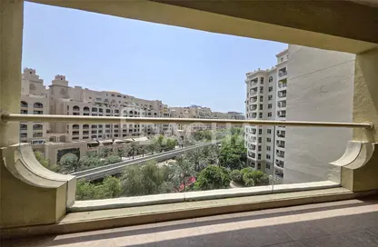 Apartment - 1 Bedroom - 1 Bathroom for rent in Al Hallawi - Shoreline Apartments - Palm Jumeirah - Dubai