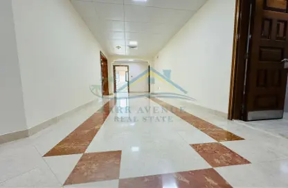 Apartment - 4 Bedrooms - 5 Bathrooms for rent in Airport Road - Abu Dhabi