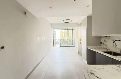 Apartment - Studio - 1 Bathroom for rent in Amal Tower - Dubai Sports City - Dubai