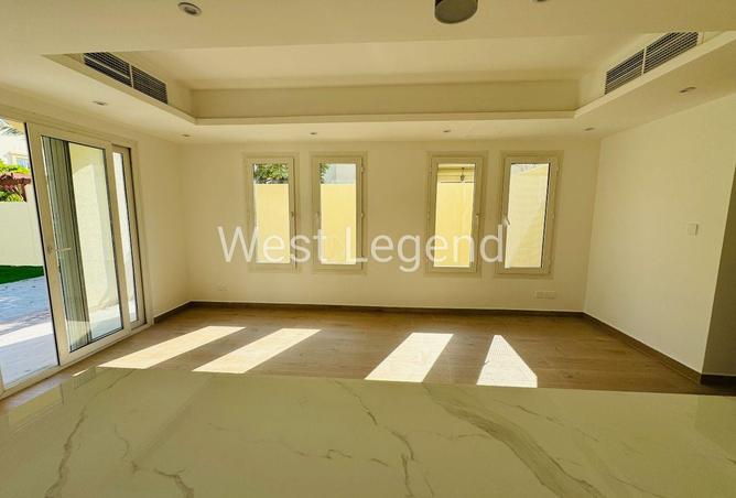 16067001 - Property Image 3