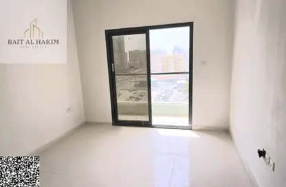 عمارة بالكامل - 8 غرف نوم - 8 حمامات للبيع في عجمان جلوبال سيتي - العالية - عجمان