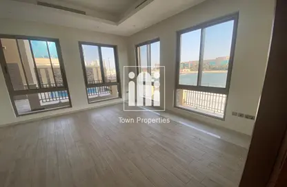 Villa - 4 Bedrooms - 7 Bathrooms for rent in Al Raha Beach - Abu Dhabi