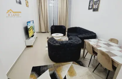 Apartment - 1 Bedroom - 1 Bathroom for rent in Corniche Tower - Ajman Corniche Road - Ajman