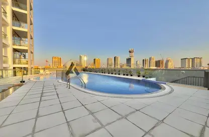 صورة لـ حوض سباحة شقة - 2 غرف نوم - 3 حمامات للبيع في برج سنترال بارك - قرية الجميرا سركل - دبي ، صورة رقم 1