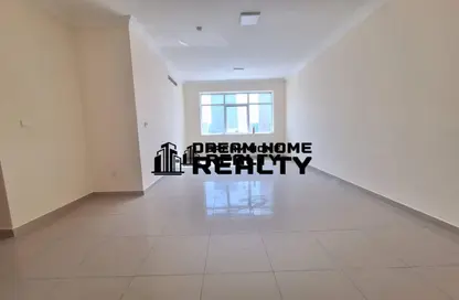 Apartment - 1 Bedroom - 2 Bathrooms for rent in Al Khan 5 building - Al Khan - Sharjah