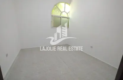 Apartment - 2 Bedrooms - 1 Bathroom for rent in Al Mushrif - Abu Dhabi