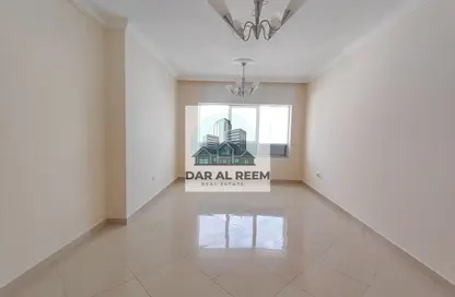 Apartment - 3 Bedrooms - 3 Bathrooms for rent in New Al Taawun Road - Al Taawun - Sharjah